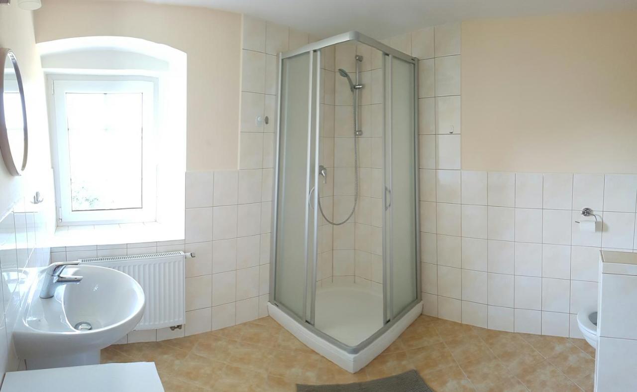 Chaloupka Slamenka Loucná pod Klínovcem Exterior foto