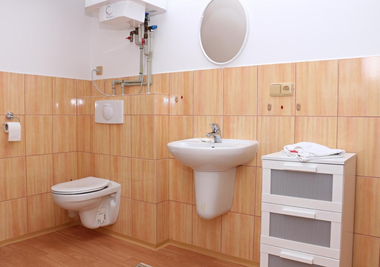 Chaloupka Slamenka Loucná pod Klínovcem Exterior foto