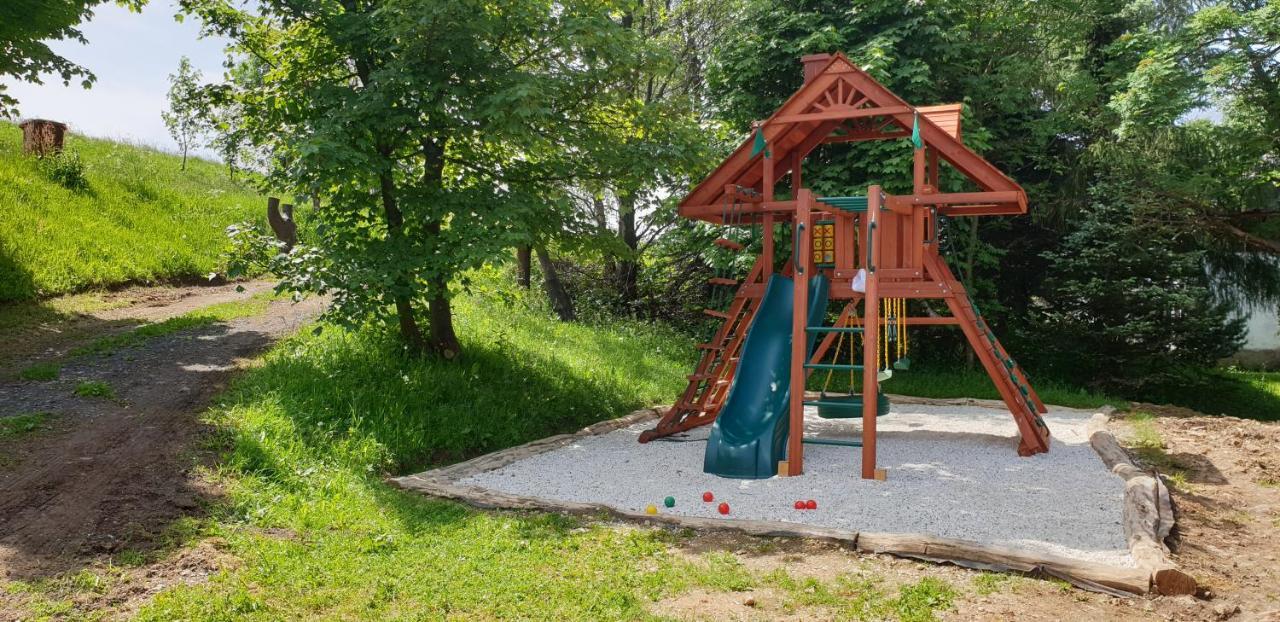Chaloupka Slamenka Loucná pod Klínovcem Exterior foto