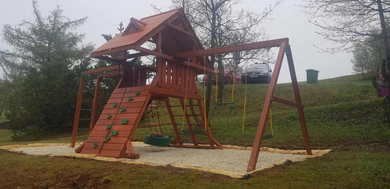 Chaloupka Slamenka Loucná pod Klínovcem Exterior foto